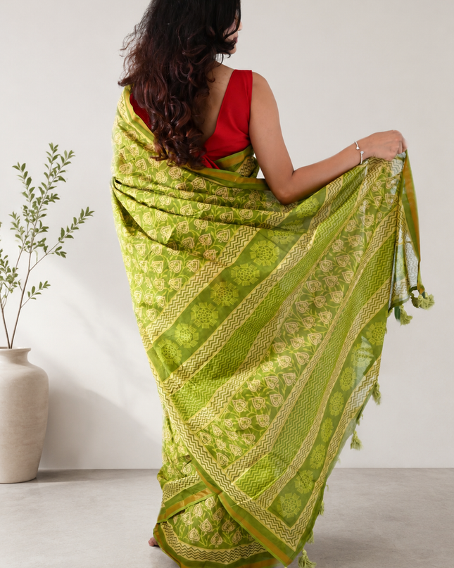 Green Cotton Printed Saree with Pocket & Tassels Ready-to-Wear