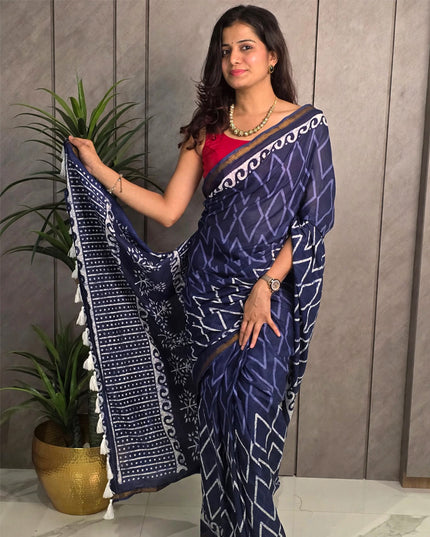 Geometric Printed Indigo Mul Cotton Ready-to-Wear Saree with Blouse Piece & Pocket